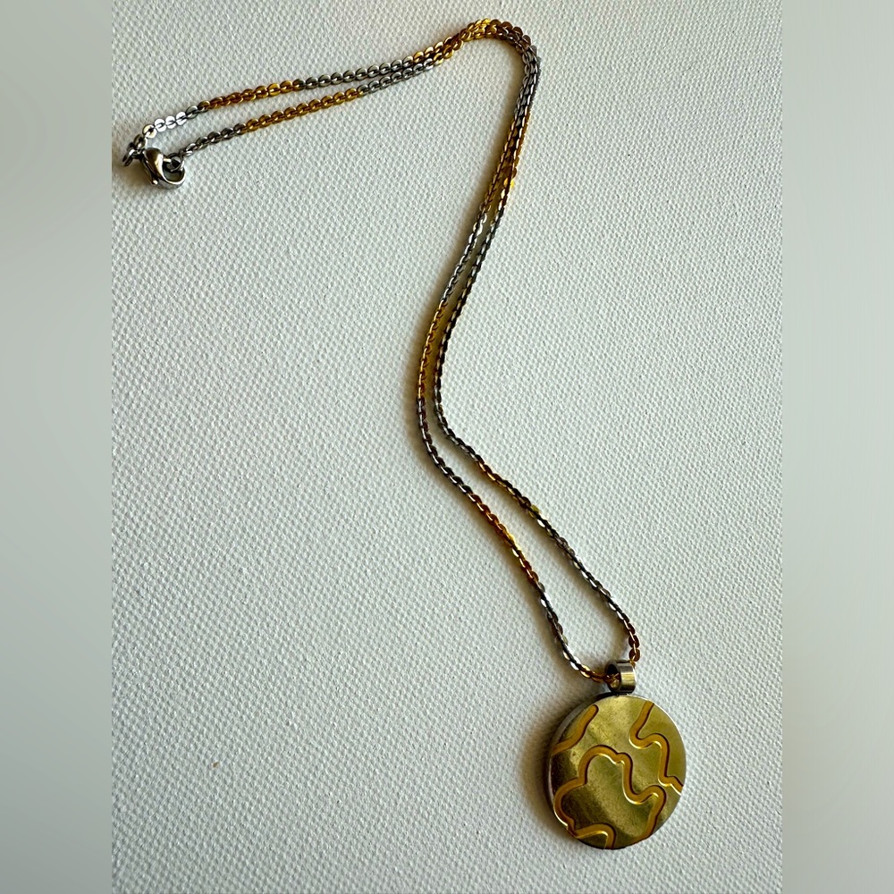 Two tone necklace and chain